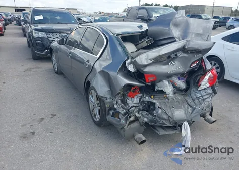 2015 Infiniti Q40 из США, поврежденный, VIN JN1CV6AP3FM500607